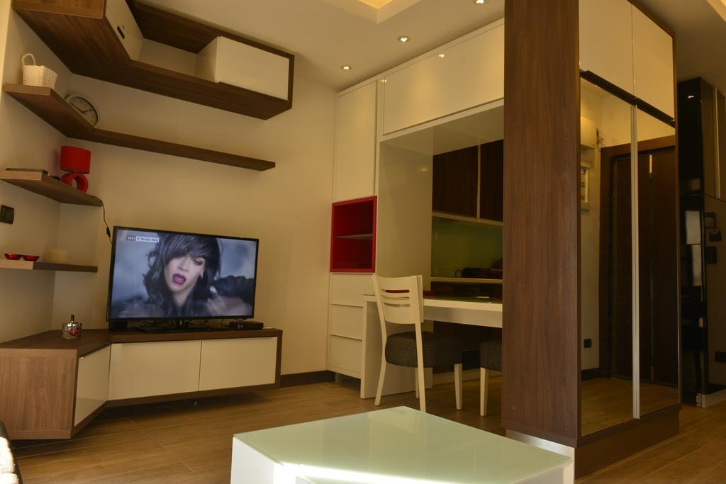 Picasso Apartment