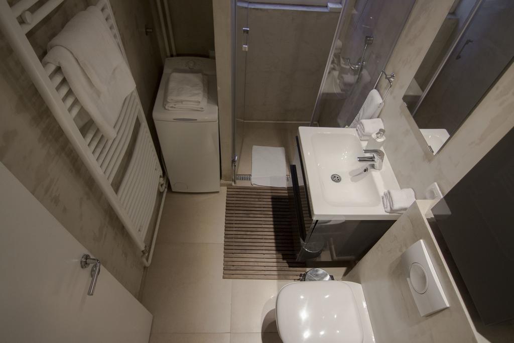 Picasso Apartment